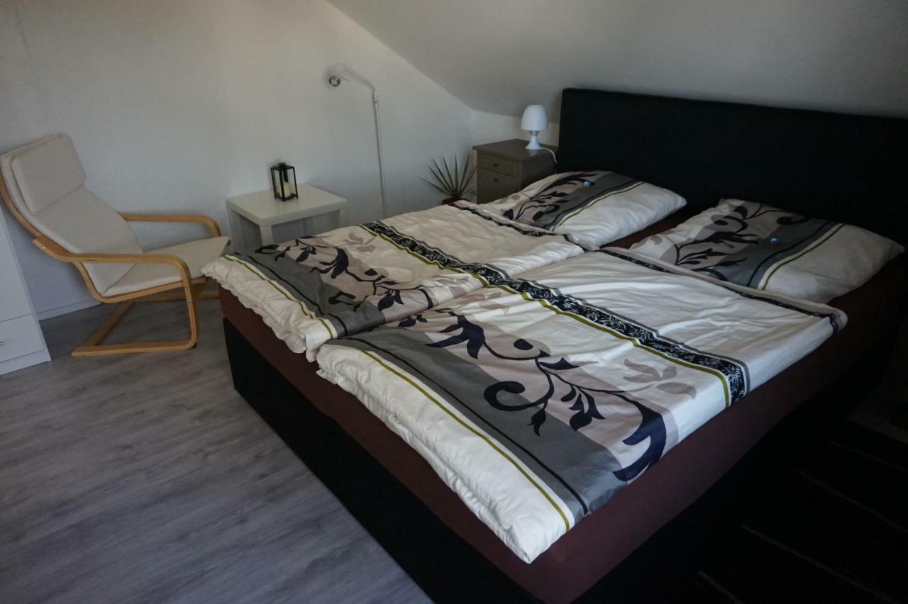 Ferienwohnung Am See Bad Lippspringe Exteriör bild